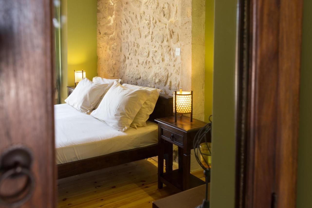 Arcus Suites Aryiroúpolis Esterno foto