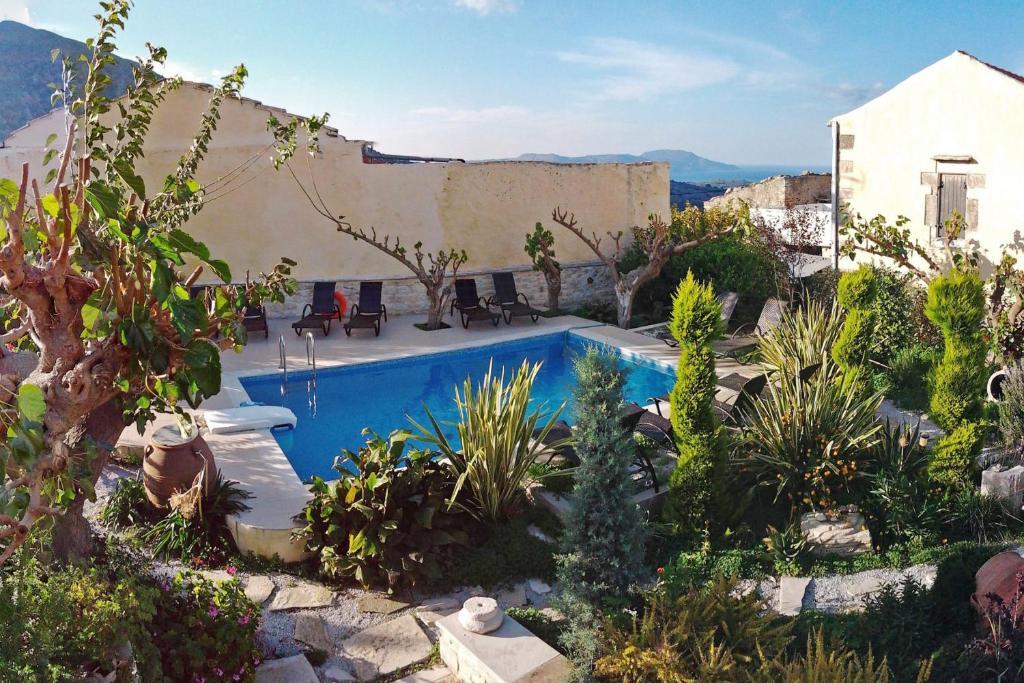 Arcus Suites Aryiroúpolis Esterno foto