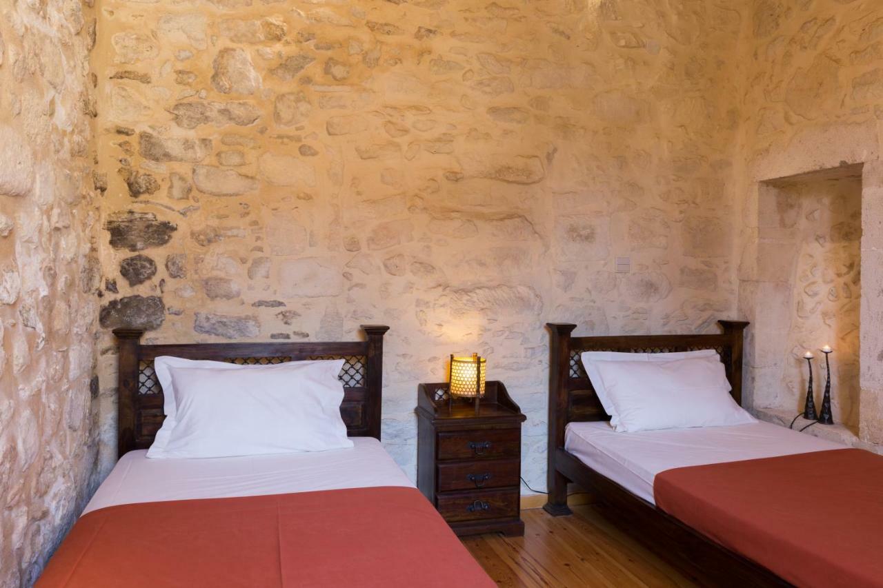 Arcus Suites Aryiroúpolis Esterno foto